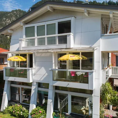 Waldhaus Iii Apartamento